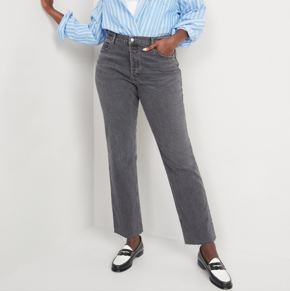 [Old Navy] High-Waisted Buttom-Fly Slouchy Straight Cut-Off Gray Jeans
